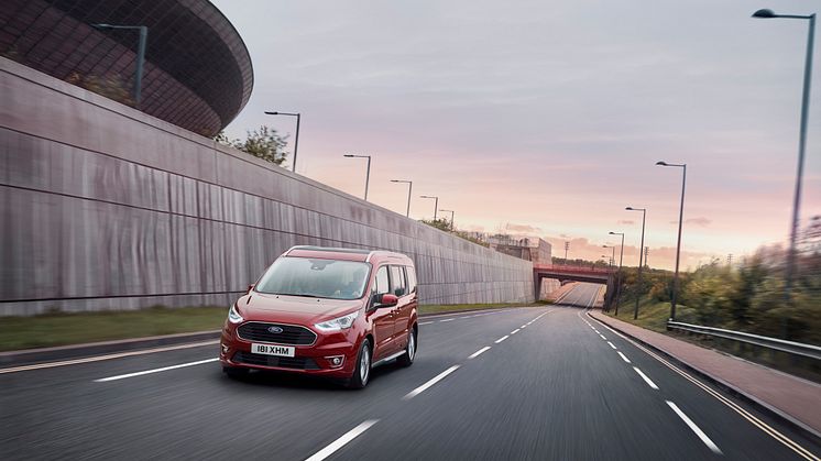 2017 Ford Tourneo Connect (4)