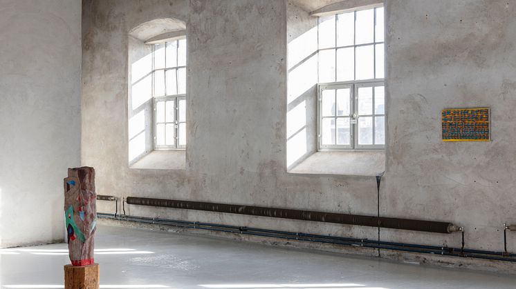 Installationsvy Åke Pallarp – Upprymd, Färgfabriken 2022. 