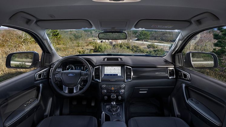 2021FordRanger_Wolftrak_Interior_03