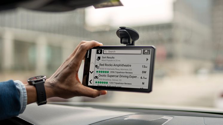 Garmin DriveCam76_Lifestyle