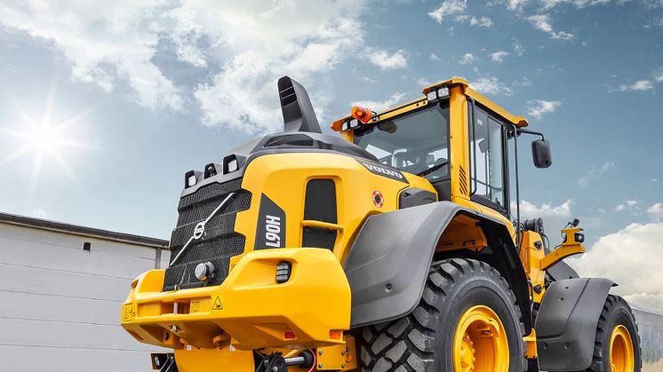Volvo L90H med rälsutrustning