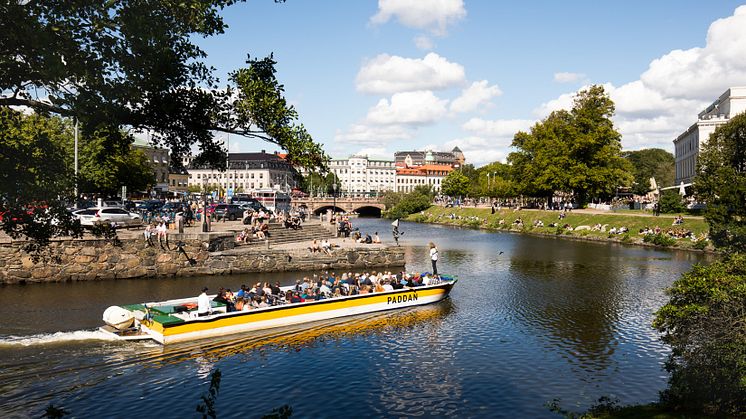 Paddanbåtarna i Göteborgs kanaler.