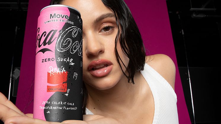 Rosalía_Coca-Cola2