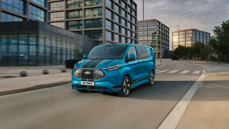 2022_FORD_TRANSIT_BEV_SPORT_01.jpg