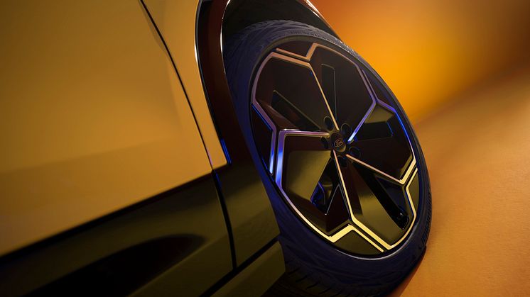 2024Ford_ElectricCapri_20.jpg