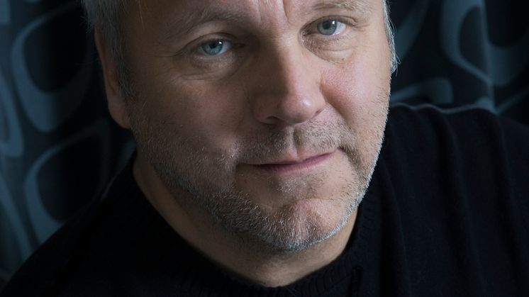 Jörgen Elofsson, Pressbild 1.jpg