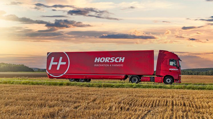 HORSCH Showtruck Image-3.jpg