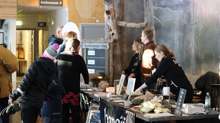 Under helgen annordnades även en mässa med lokala utställare och partners. 