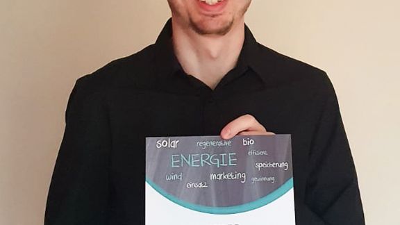 Jungakademiker der Hochschule für angewandte Wissenschaften und Kunst in Holzminden treibt Energiewende voran und erhält Energy Award 2020