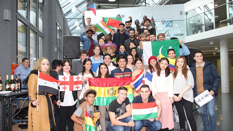 Treffen mit Studierenden aus aller Welt bei traditionellen „Internationalen Nachmittag“ am 25. Oktober 2018