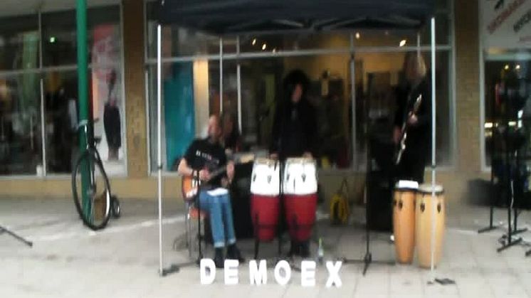 Demoex vill samarbeta