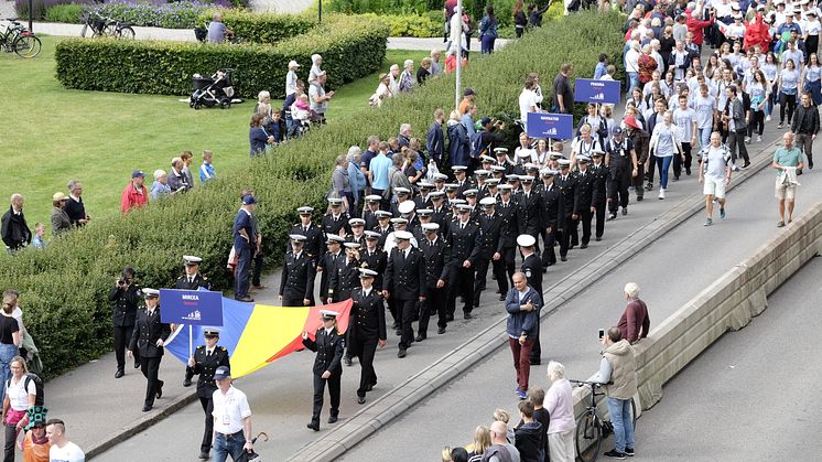 En glimt av Crew Parade 