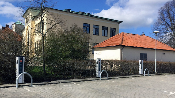 CLEVER laddstationer på Rådhusparkens parkering i Ystad