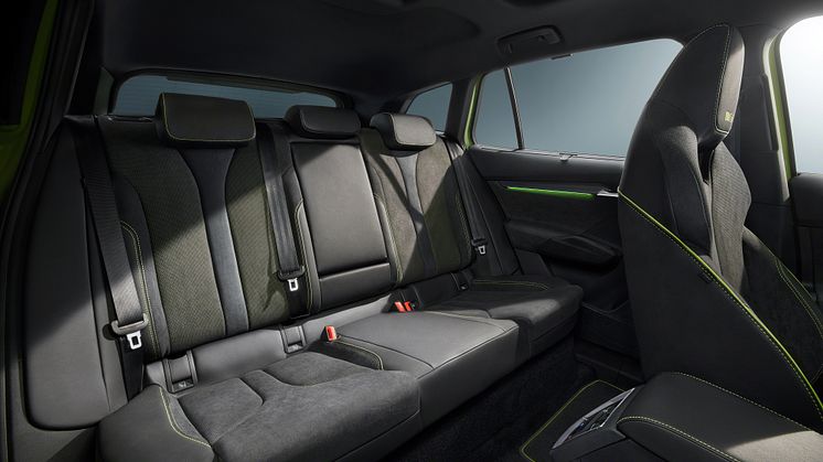 enyaq_rs_seats_rear_983de4df