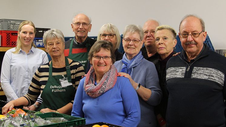 Packen gemeinsam an (v. l.): Leonie Riekschnietz, Kommunalreferentin WWN, Waltraut Schnupp, Helmut Suren, Angelika Joachim, Evelyn Quoß, Doris Schnoor, Werner Herdlitschka, Marina Hannemann und Friedhelm Wellgast, alle Füllhorn.