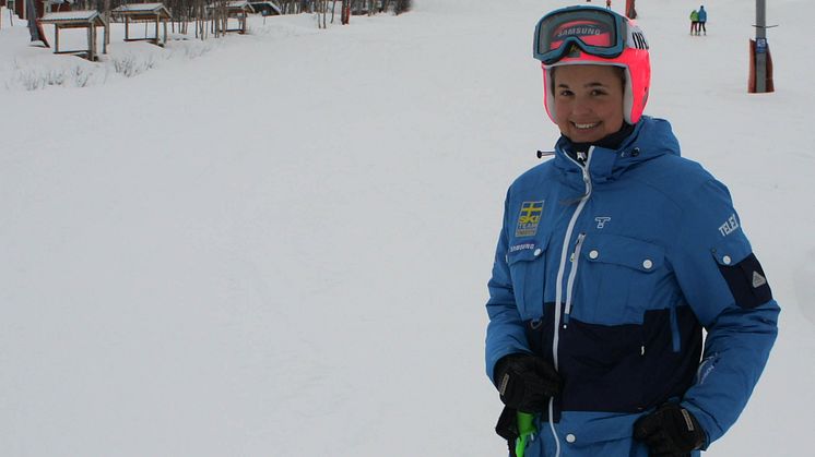Anna Holmlund slipar på OS-formen i Hemavan