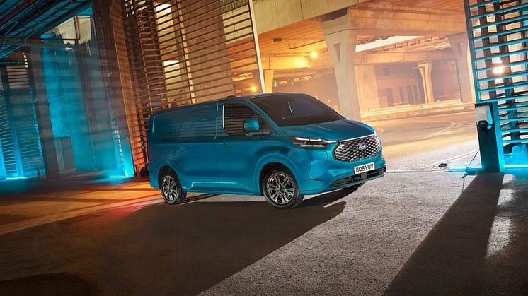 Ford E-Transit Custom 2022 (7)