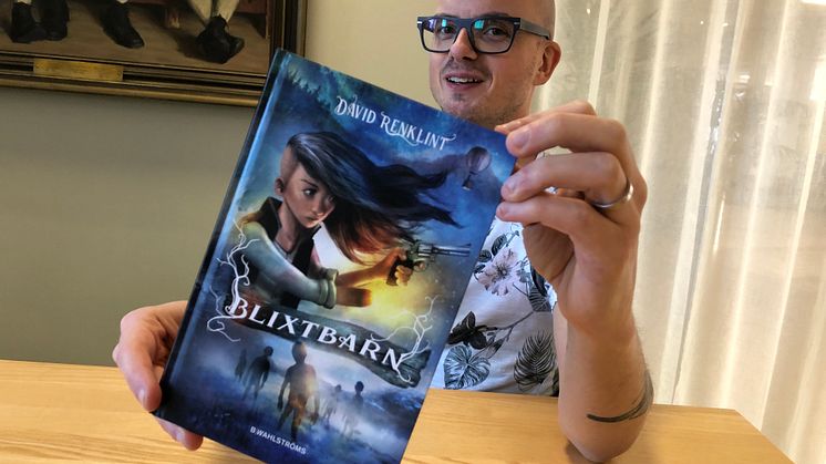 Leksandsförfattaren David Renklint med nya boken "Blixtbarn"