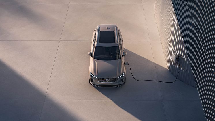 New_Volvo_XC90_Exteriors.jpg
