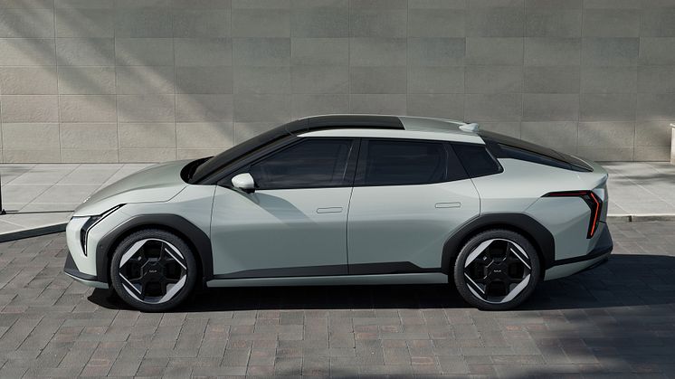 kia-ev4-sedane-baseline-ext-static-print-3600x2400-2.jpg