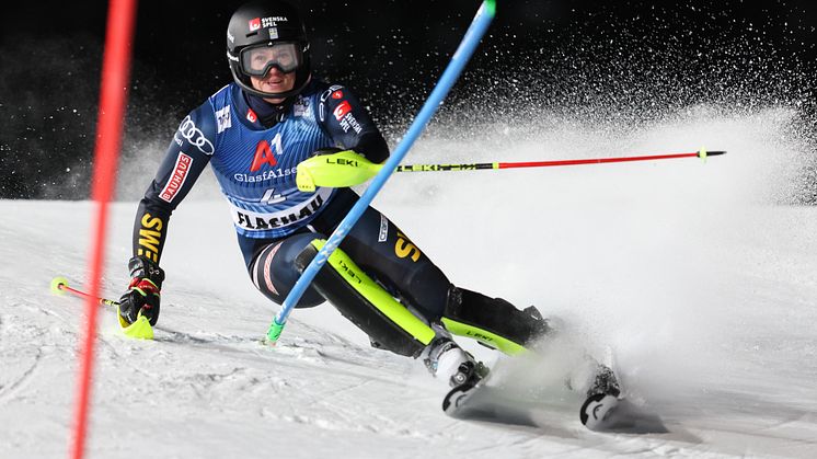 Hector_Flachau_SL_action_160124