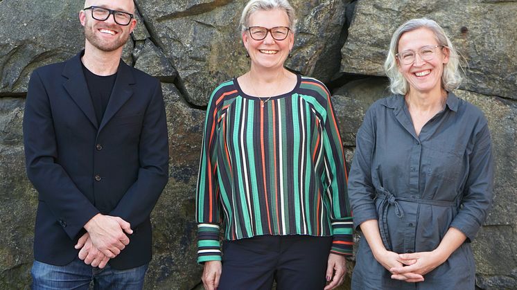 Programledare Viktor Ginner gästas av blanda andra Birgitta Govén, energiexpert på Byggföretagen och Christina Salmhofer, hållbarhetsstrateg på Stockholms stad, i senaste avsnittet av Snåret.