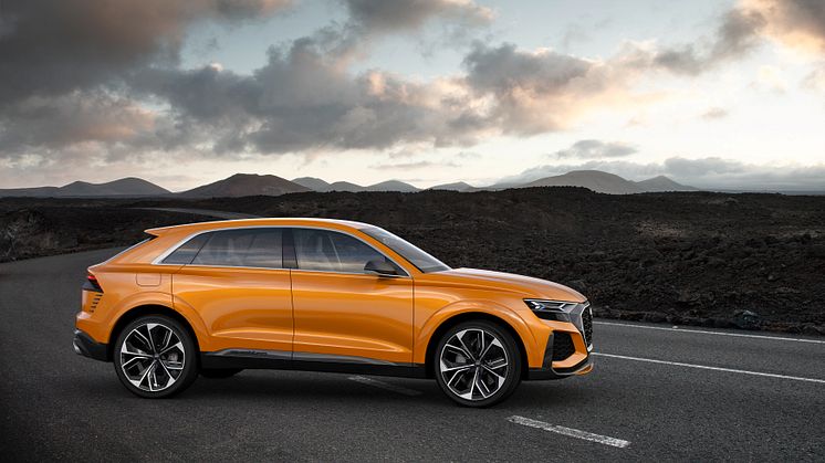 Audi Q8 sport concept (Krypton Orange)