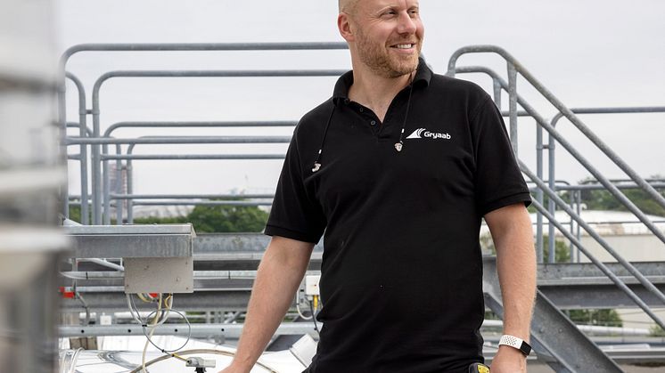 Viktor hjälper till att hålla Gryaab säkert