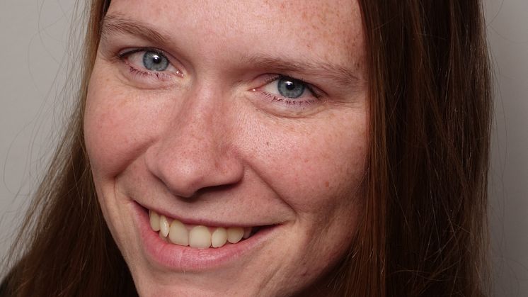 Vinnaren i mamas författartävling 2013 ger ut bok på Lava förlag