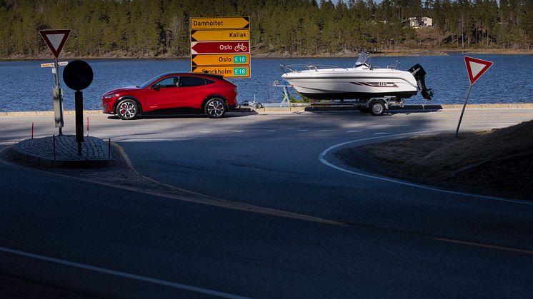 Ford Mustang Mach-E økt tilhengervekt 2022
