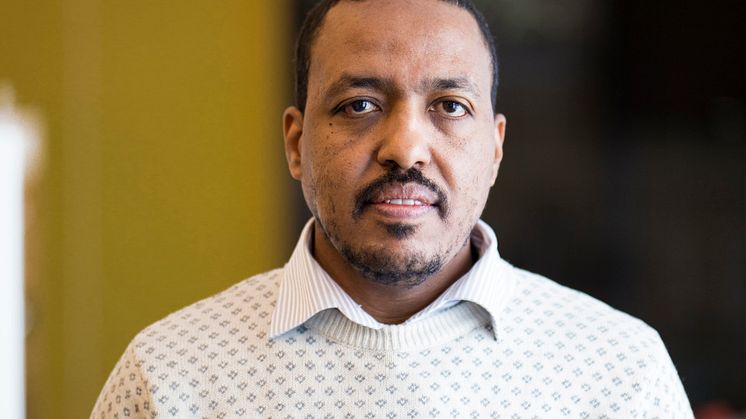 Yohannes Tadesse Aklilu, lektor i matematik, beger sig snart till Rwanda.
