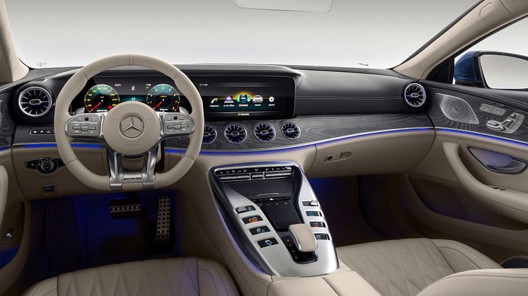 Mercedes-AMG 4-dørs coupé