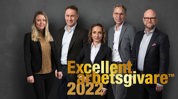 HSB Bostads ledningsgrupp: Linda Younes, Jonas Erkenborn, Wafa Knutson, Mats Persson och Mattias Björk. Fotograf: Daniel Gual
