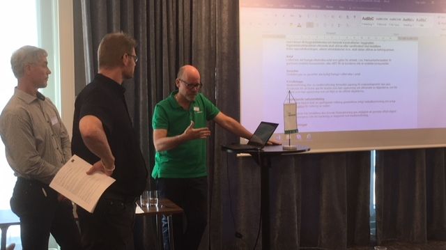 Samordningsansvariga presenterar resultat från expertgruppernas arbete på Radonföreningens erfarenhetsdag.