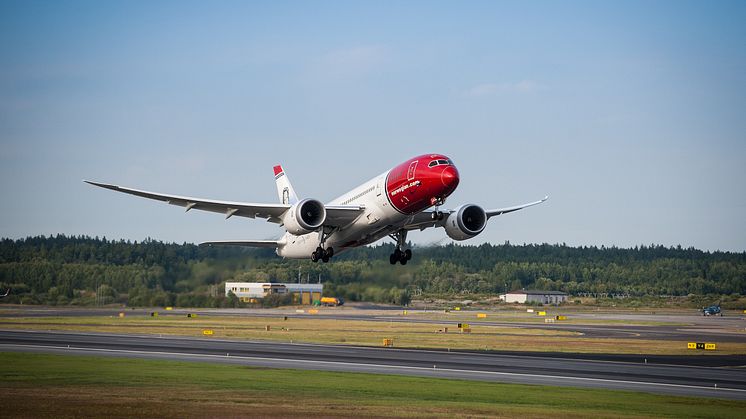 Norwegian reports continued international growth and 14 percent passenger increase in October 