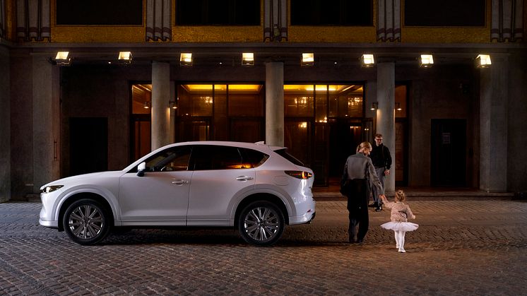2022 CX-5 Signature