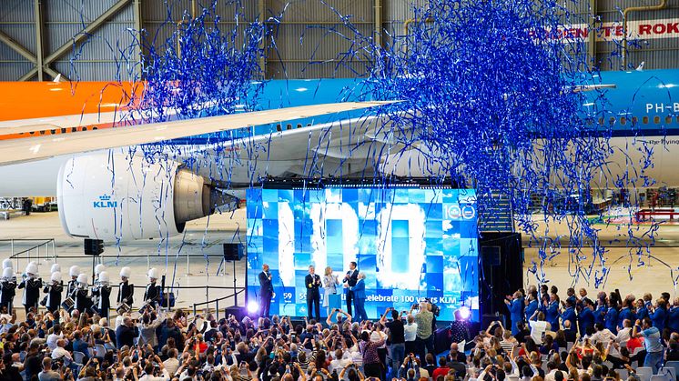 KLM 100 event 29 jul with Orange Pride