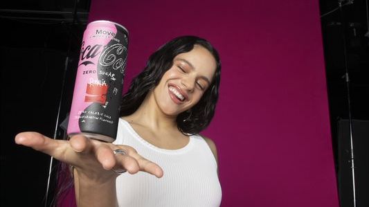 Rosalía_Coca-Cola