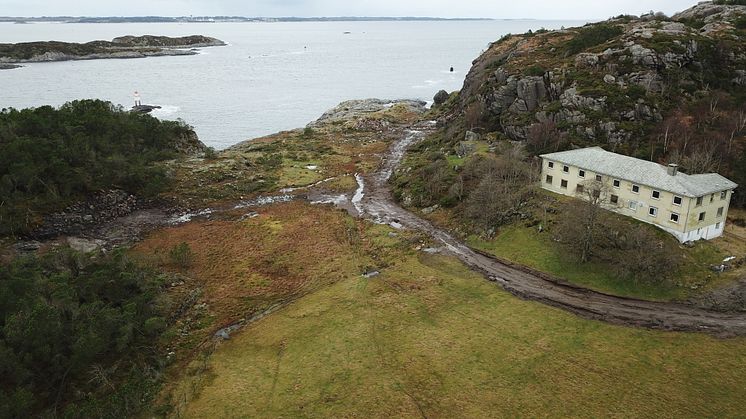 Forsvaret rydder etter seg på Skjelanger Fort 