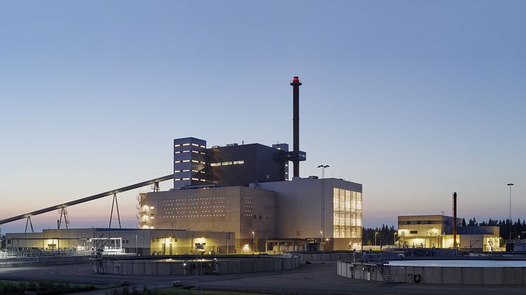 Kraftvärmeverket tillför indirekt en mycket stor nytta, genom att elproduktionen normalt maximeras då behovet av el är som störst.