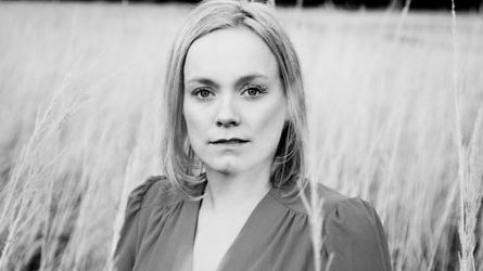 Ane Brun ude med ny video til "This Voice 2013"