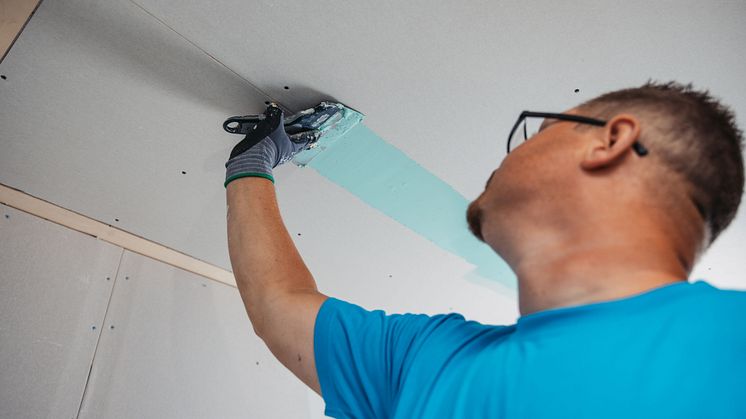 Knauf_Spackel_Fill&Finish Hydro_2.jpg