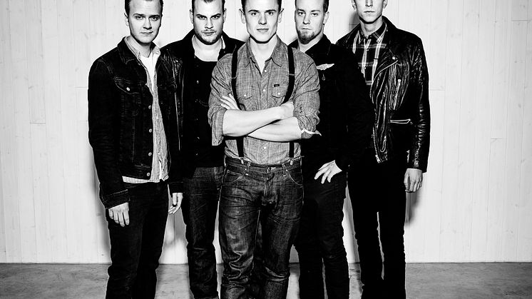 Premiär för Top Cats nya singel och musikvideo ”Hold me now” specialskriven av Timo Räisänen! 