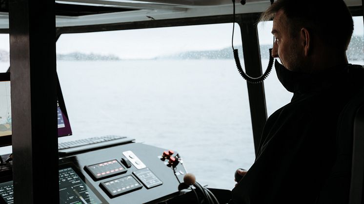 Candela P-12 taking off outside Stockholm's port