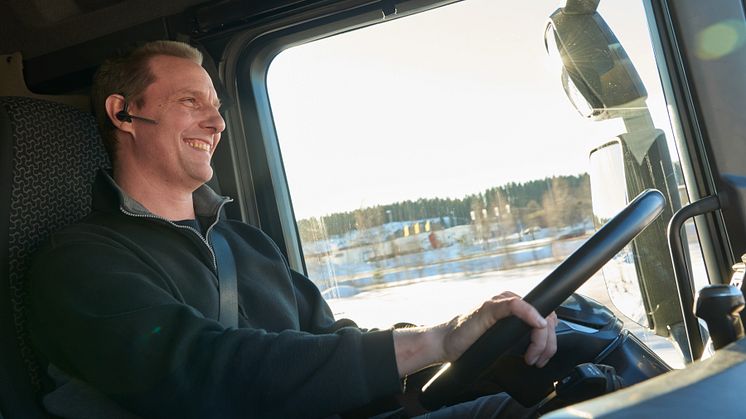 Mit der App "Scania Driver's Guide" gibt es die Betriebsanleitung für den Scania Lkw digital.