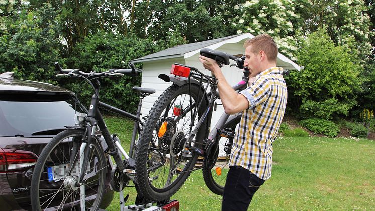 Für den Fahrradtransport sind Dachträger und Systeme für die Anhängerkupplung am weitesten verbreitet.  Foto: ARCD