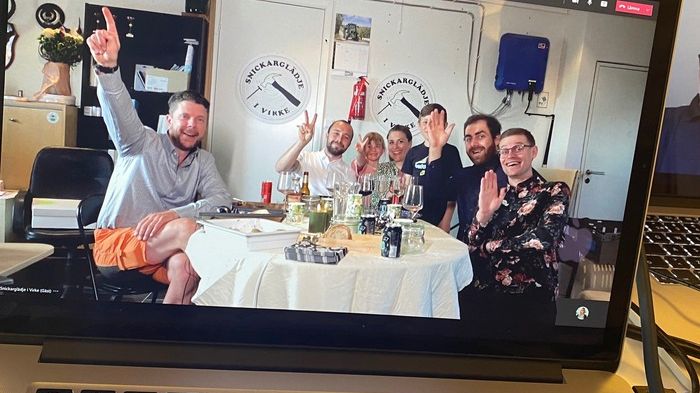 Årets gala hölls digitalt och vinnaren av utmärkelsen Årets Entreprenör 2020 - Fredrik Friberg och Snickarglädje i Virke - fick beskedet via länk.