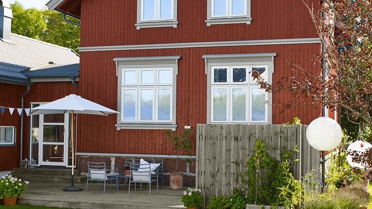 JOTUN 2746 Mørk Rubin - 1378 Kontur - 1376 Frostrøyk - TREBITT Terrassbeis 9710 Terrassegrå