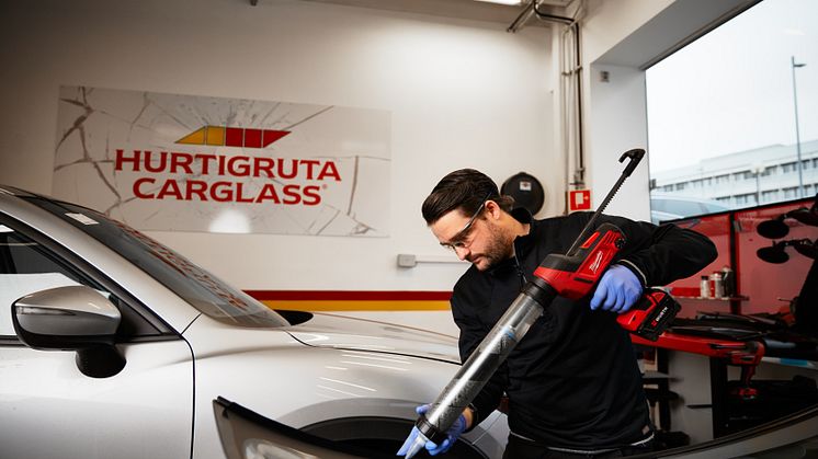 Hurtigruta Carglass® ekspanderer