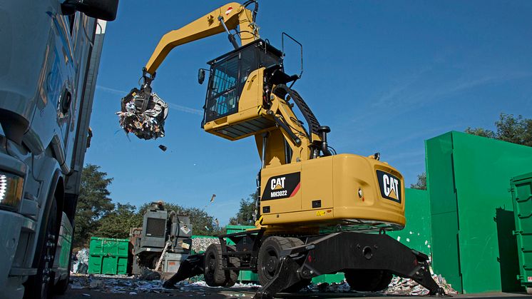 Cat MH3022 materialhanterare i arbete